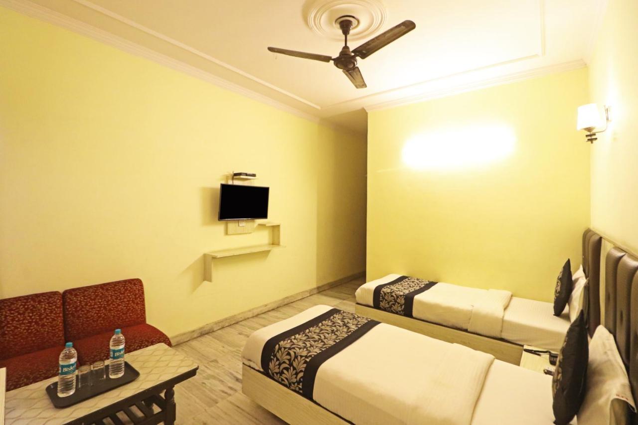 Silver Shine - Comfort 3* New Delhi